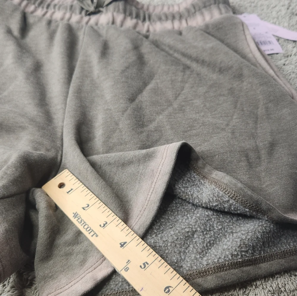 Women's Pull-On Perfect Fleece Shorts - Wild Fable Pewter S